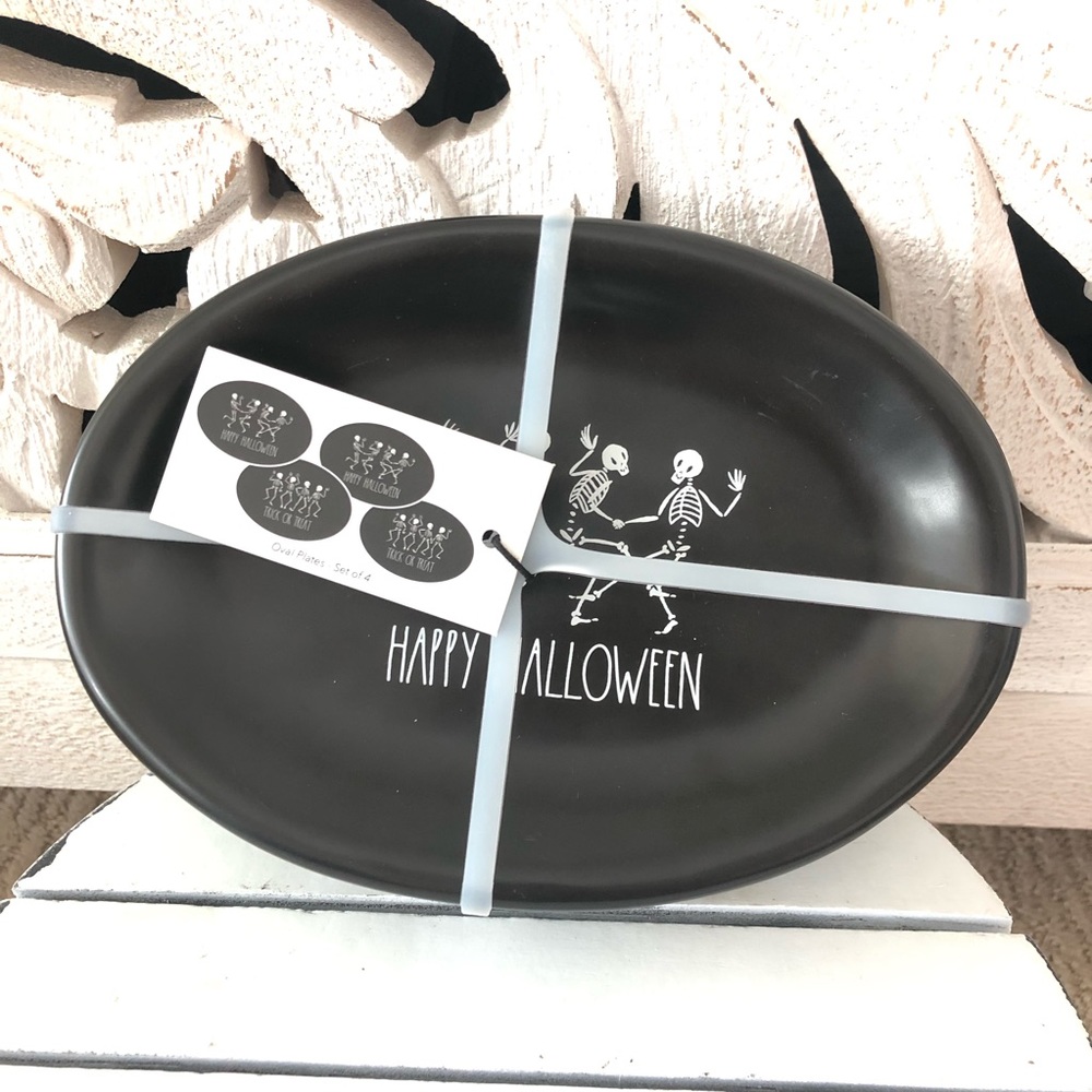 Rae Dunn Halloween Plates - Picture 4 of 6